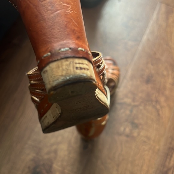 Chloe Tan Leather Double C Buckle T Strap Cork Wedge Platform Sandals - Picture 13 of 14